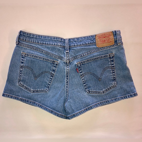 Vintage Levi’s SuperLow Stretch Denim Shorts (13 Junior) - Picture 3 of 15